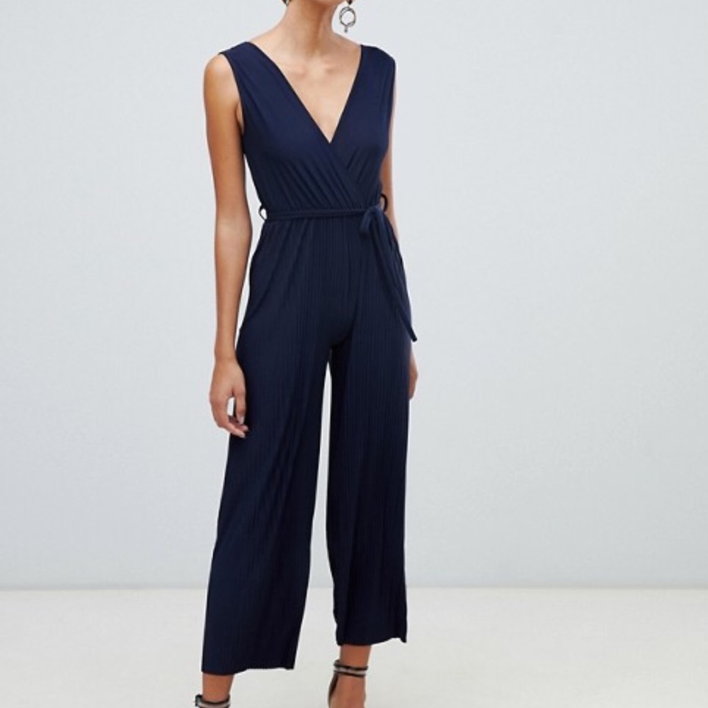 Boohoo Navy pleated jumpsuit
